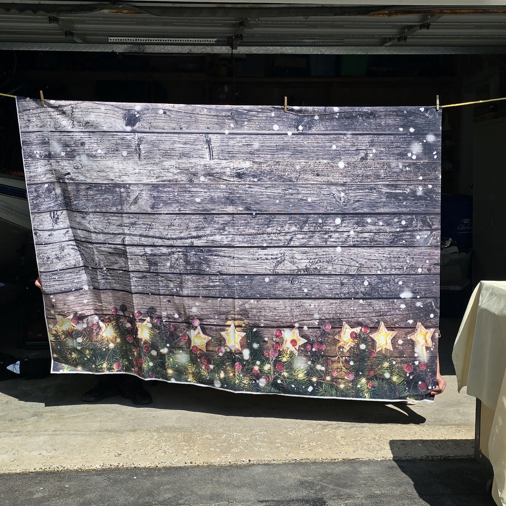 Festive Holiday Backdrop with Stars and Garland